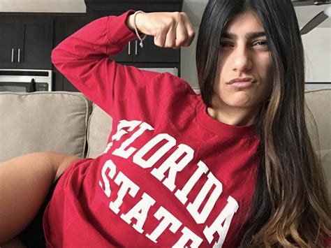 mia khalifa fotos sensuais
